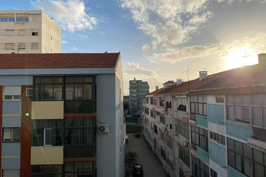 Barreiro Central Apartment מראה חיצוני תמונה